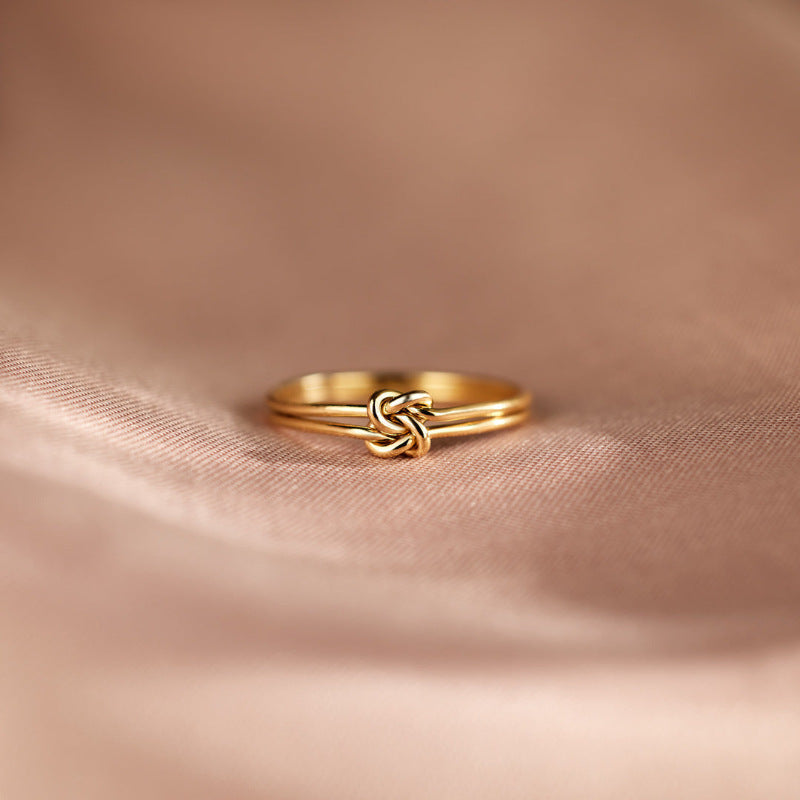 Nodo d’Amore – Anello in Argento 925