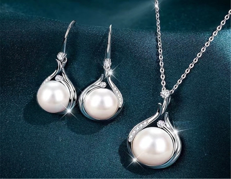 Orecchini e collana "Gocce d'Oceano" in argento 925