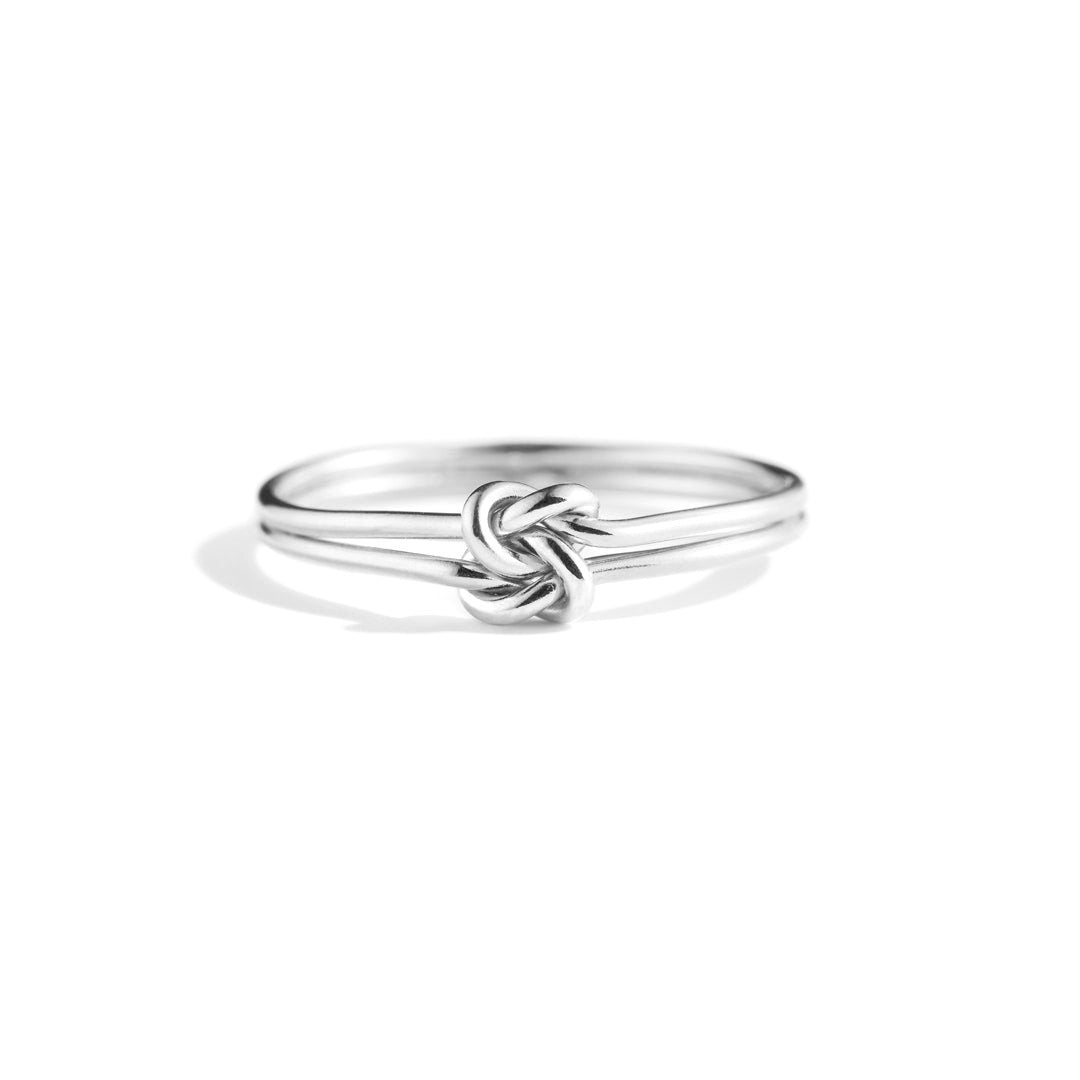 Nodo d’Amore – Anello in Argento 925