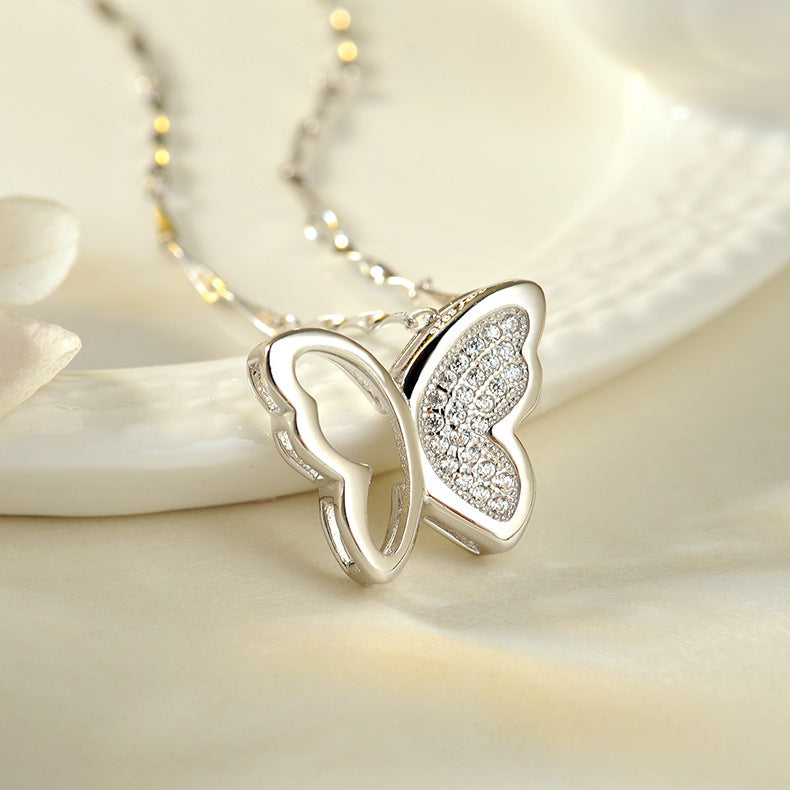 Collana "Infinite Flutter" in argento 925 con cristalli