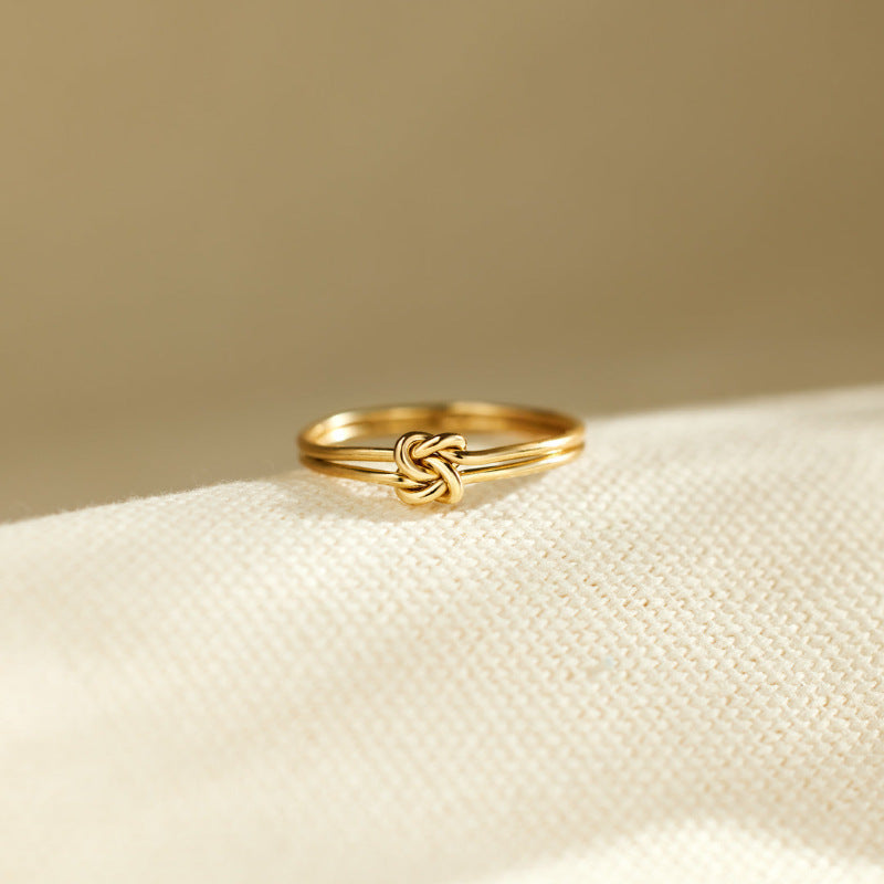Nodo d’Amore – Anello in Argento 925